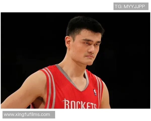 姚明如何在NBA赛场上成功首发的背后故事与训练秘诀揭秘