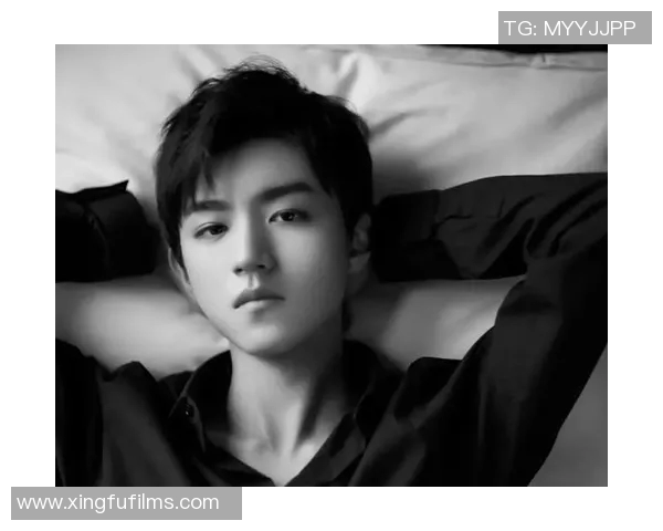 颈部纹身彰显个性魅力的足球明星们的故事与风采 颈部纹身彰显个性魅力的足球明星们的故事与风采