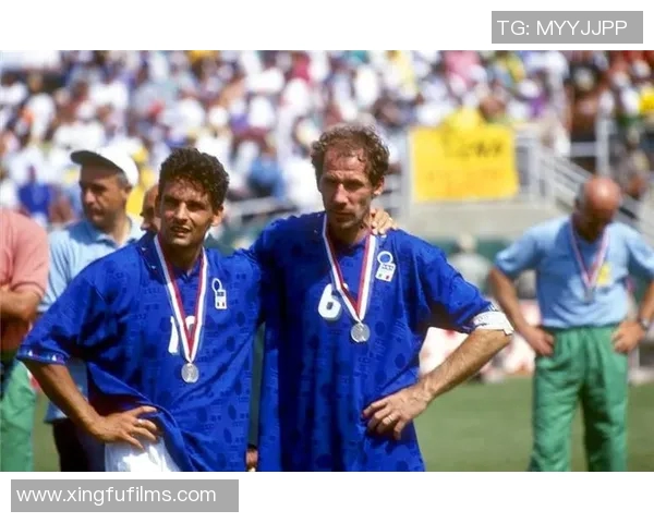 巴乔传奇：10号足球明星的辉煌岁月与不朽精神