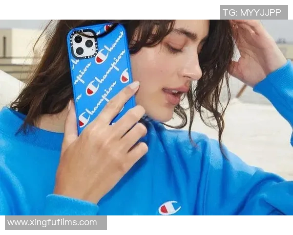 时尚白色磨砂足球明星手机壳让你的手机瞬间变身运动风潮流单品