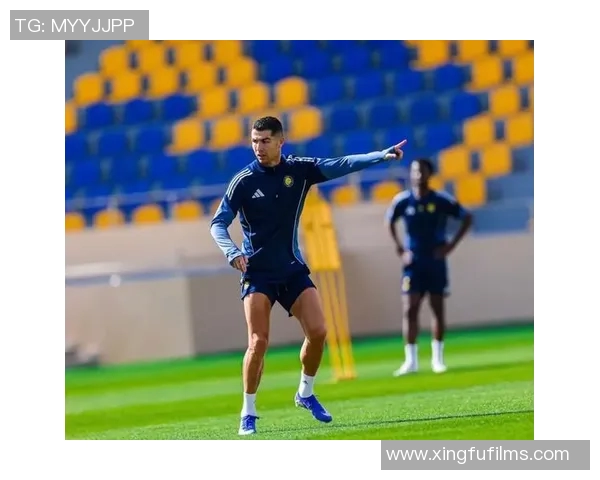 足球明星独特魅力揭秘没眉毛造型的时尚与个性展示 足球明星独特魅力揭秘没眉毛造型的时尚与个性展示